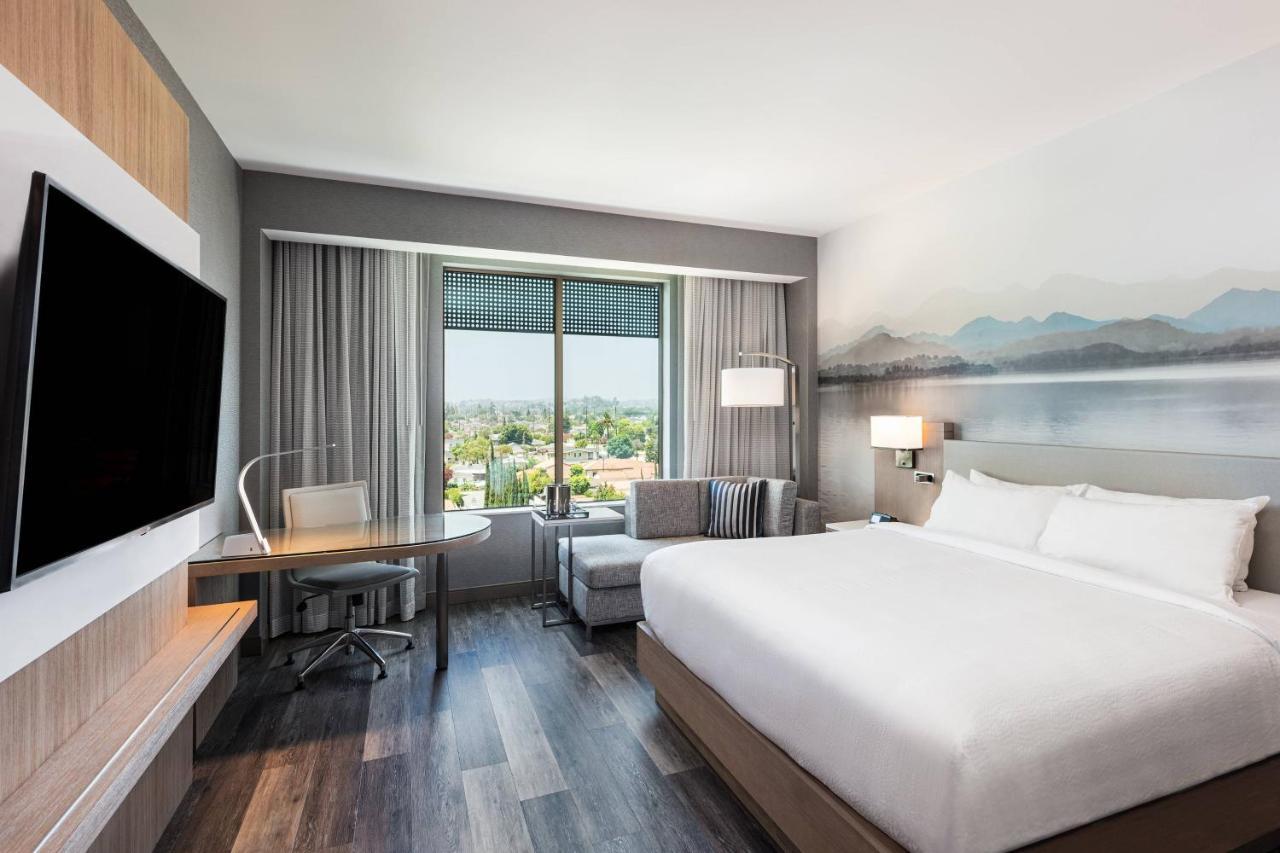 Courtyard By Marriott Los Angeles Monterey Park Bagian luar foto