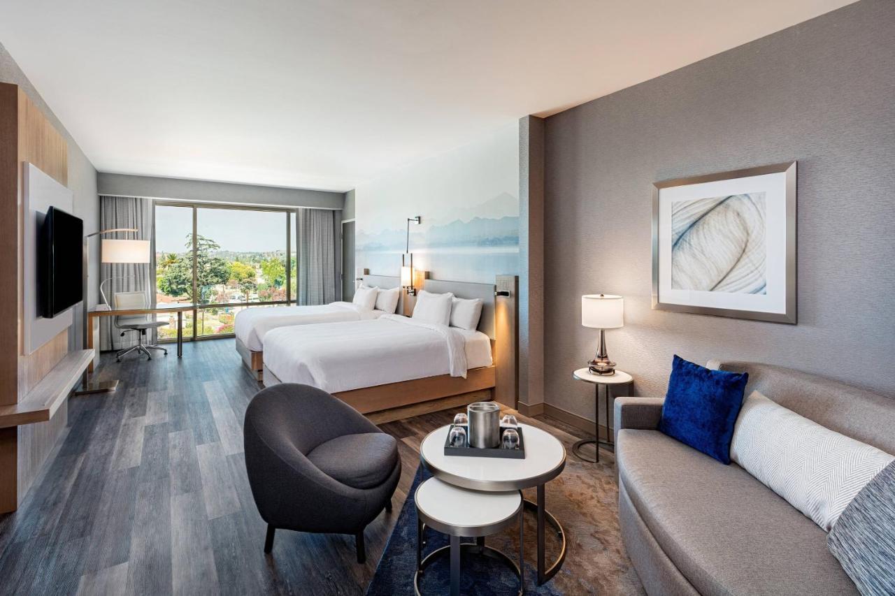Courtyard By Marriott Los Angeles Monterey Park Bagian luar foto