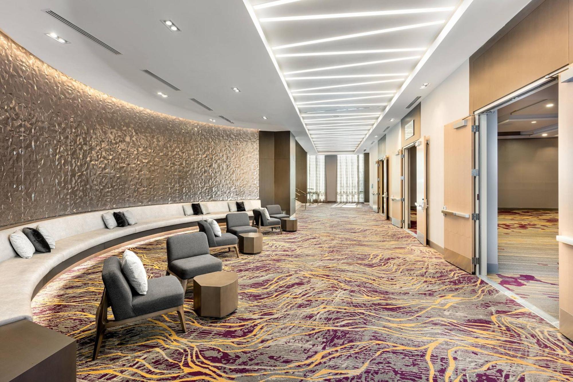 Courtyard By Marriott Los Angeles Monterey Park Bagian luar foto