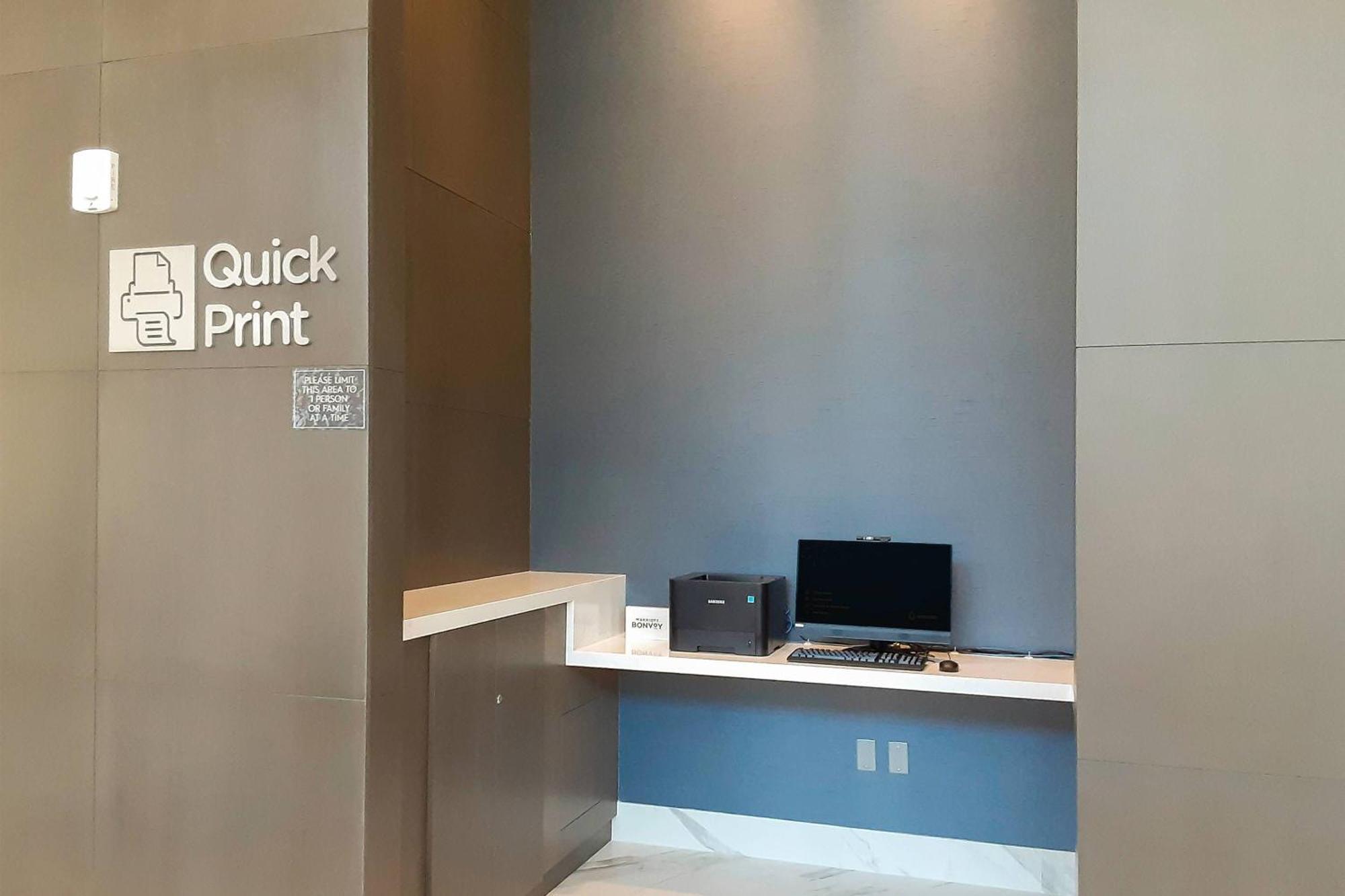 Courtyard By Marriott Los Angeles Monterey Park Bagian luar foto